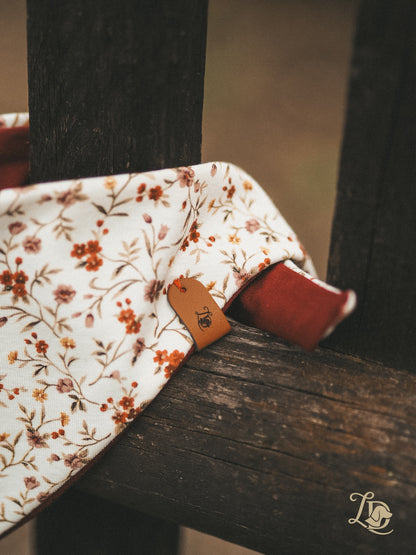 Burgundy Garden Halstuch