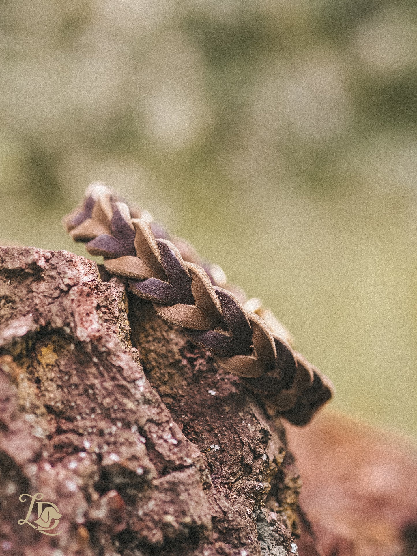 Blank Olive Halsband